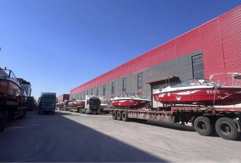 Lawada® Yachts 20 to'plam maxsus tezyurar qayiqlarni yetkazib berdi