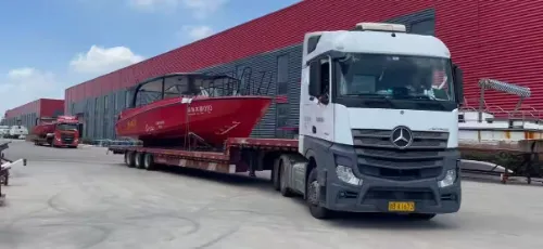 LAWADA® ikkita moslashtirilgan 1280 alyuminiy yo'lovchi qayiqlarining sinov navigatsiyasi va jo'natilishini yakunlaydi